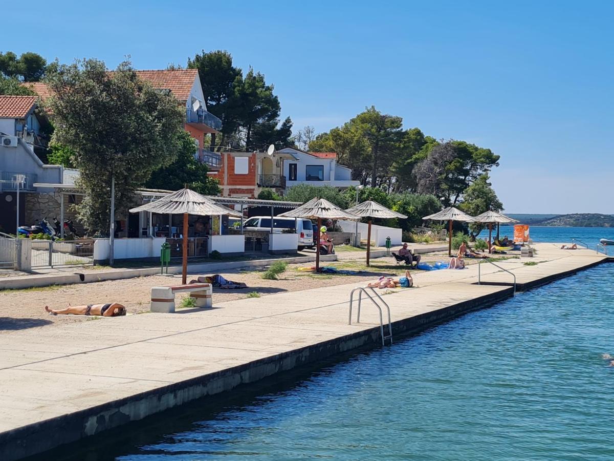 שיבניק Apartments Bosnjak מראה חיצוני תמונה