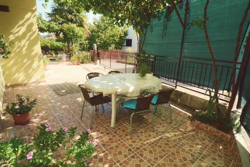 שיבניק Apartments Bosnjak מראה חיצוני תמונה