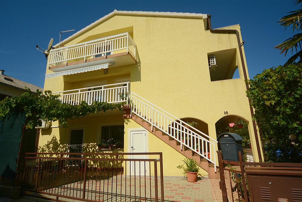 שיבניק Apartments Bosnjak מראה חיצוני תמונה